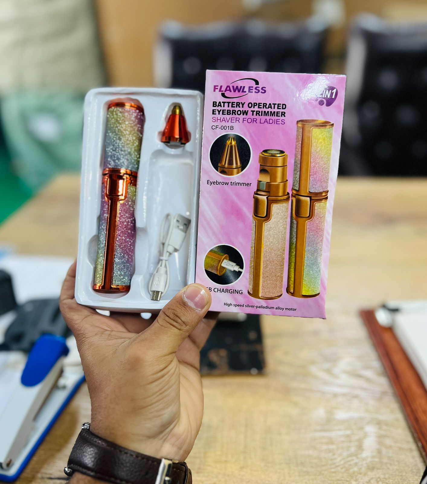2-in-1 Electric Eyebrow Trimmer